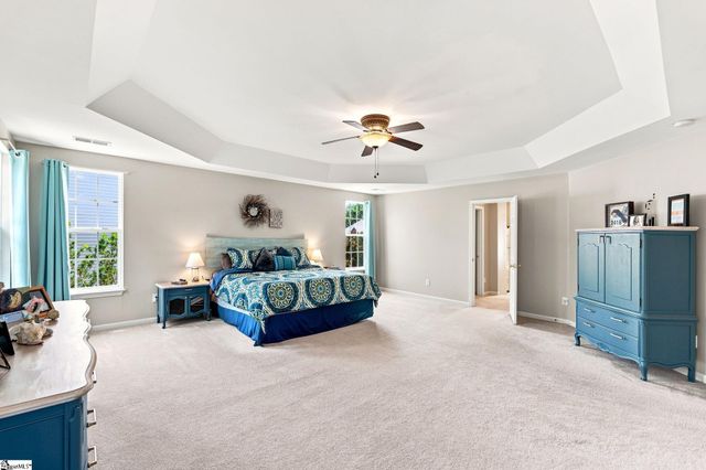 8 Green Bank Lane, Simpsonville, SC 29681