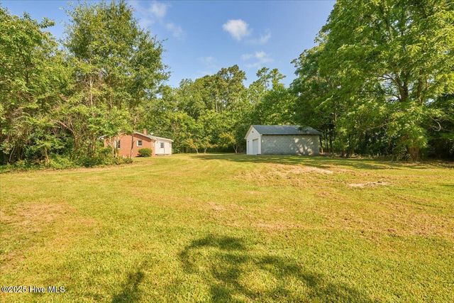 10501 Nc 211 Highway, Aberdeen, NC 28315