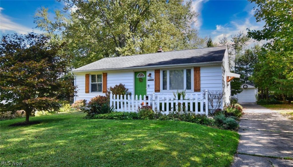 7381 Portage Street, Solon, OH 44139