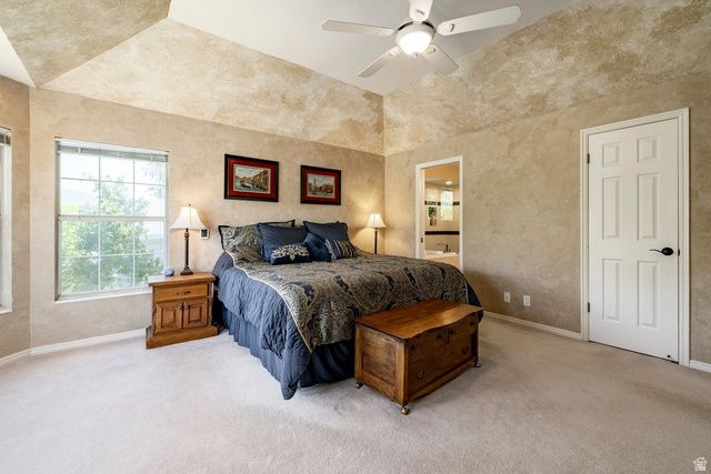 4863 GLASMANN WAY, South Ogden, UT 84403