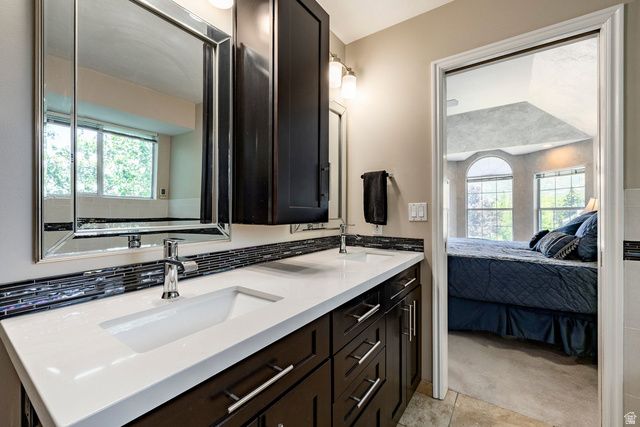 4863 GLASMANN WAY, South Ogden, UT 84403