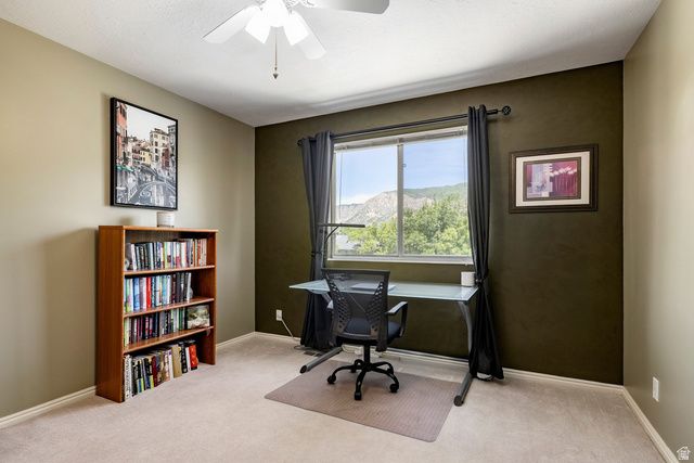 4863 GLASMANN WAY, South Ogden, UT 84403