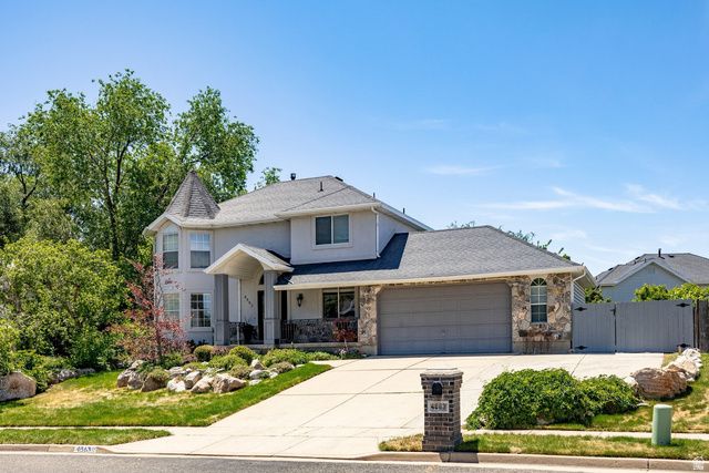 4863 GLASMANN WAY, South Ogden, UT 84403