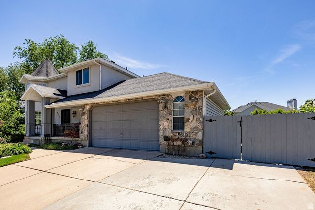 4863 GLASMANN WAY, South Ogden, UT 84403
