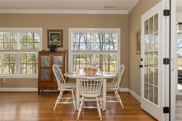 106 Breckenridge Drive, Thomasville, NC 27360