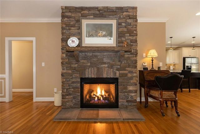 106 Breckenridge Drive, Thomasville, NC 27360