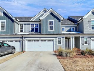 23144 Clarabelle Drive, Charlotte, NC 28273