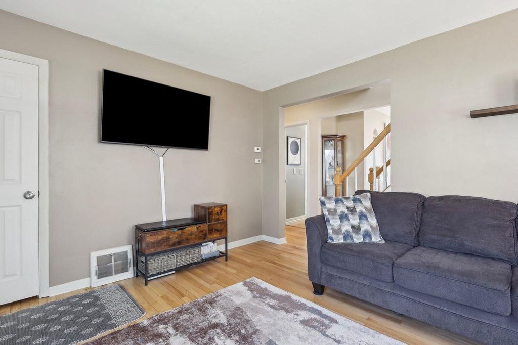 property-img