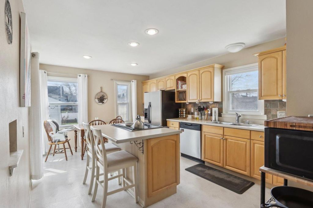 property-img
