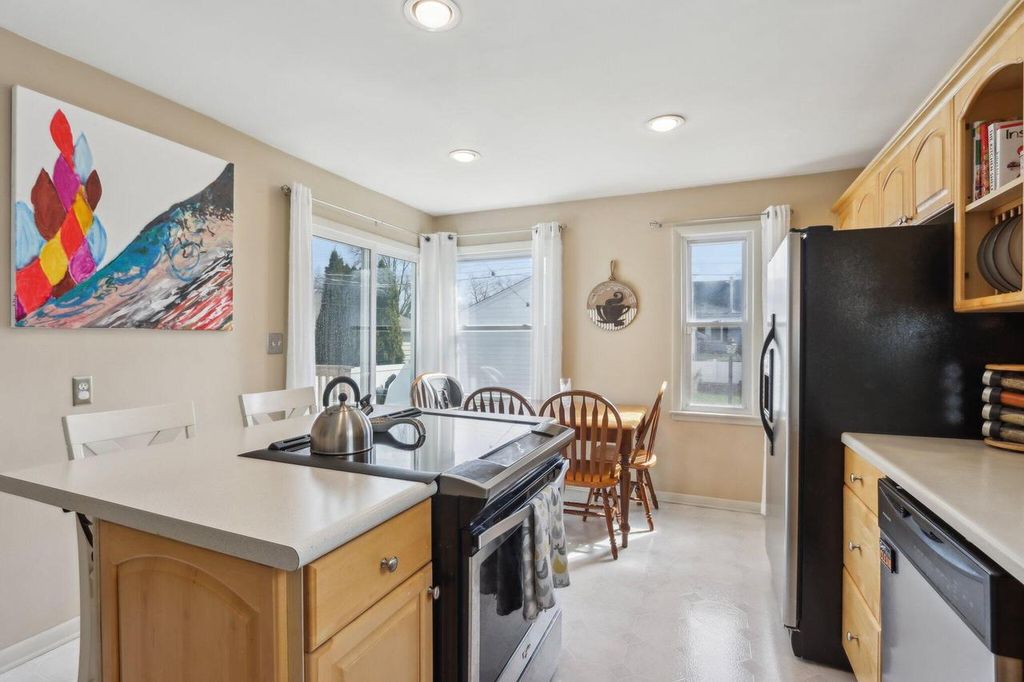 property-img