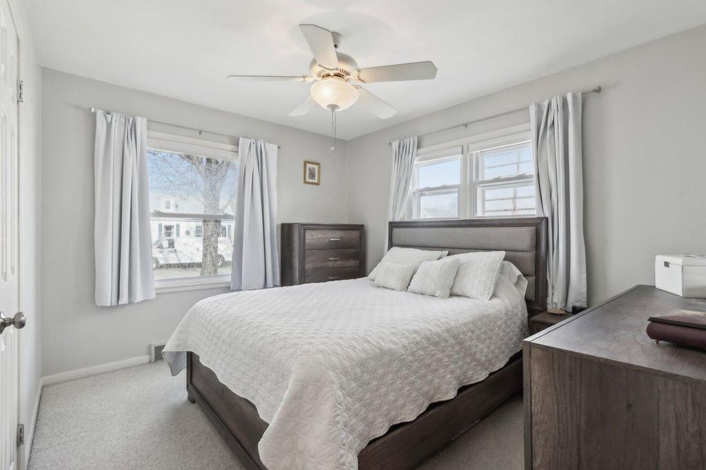 property-img