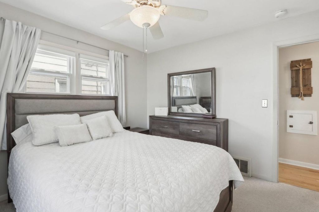 property-img