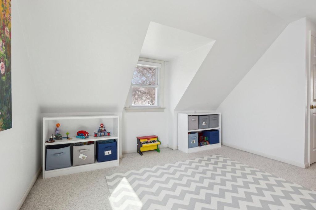 property-img