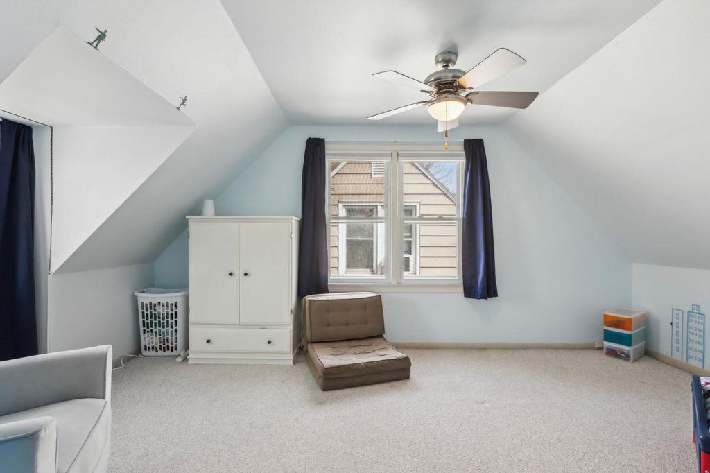 property-img