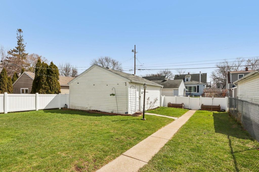 property-img