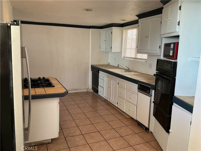 21669 Vista, Cedarpines Park, CA 92322