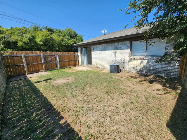 500 Concord Drive 502, Burleson, TX 76058