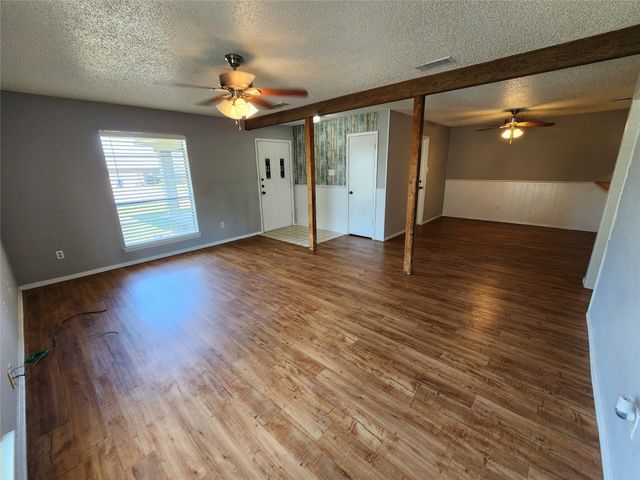 500 Concord Drive 502, Burleson, TX 76058
