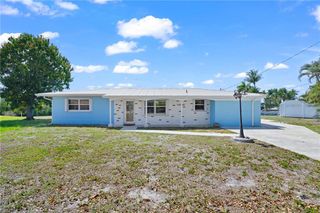 12065 Boat Shell DR, Matlacha Isles, FL 33991