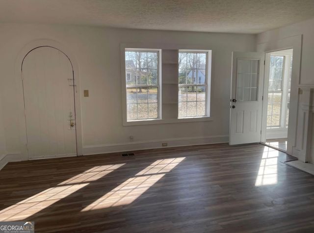 609 Oak Street, Thomaston, GA 30286