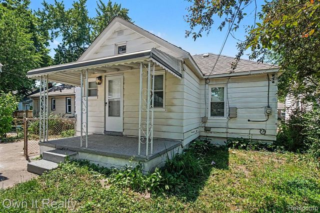 23432 Couzens Avenue, Hazel Park, MI 48030