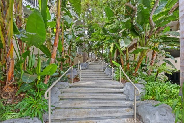 20331 Bluffside 303, Huntington Beach, CA 92646