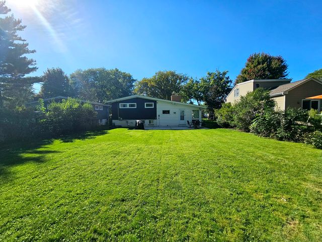 567 S Lewis Avenue, Lombard, IL 60148