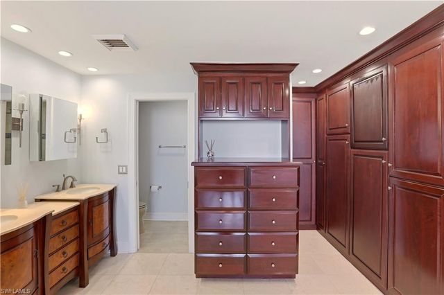 4001 Gulf Shore BLVD N PH8, Naples, FL 34103