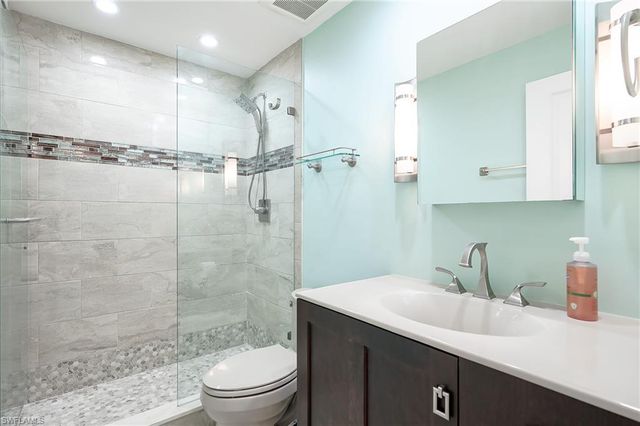 4001 Gulf Shore BLVD N PH8, Naples, FL 34103