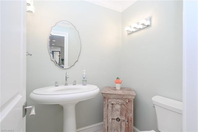 4001 Gulf Shore BLVD N PH8, Naples, FL 34103