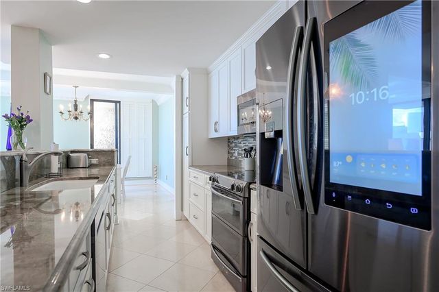 4001 Gulf Shore BLVD N PH8, Naples, FL 34103