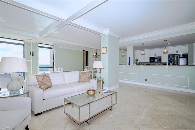 4001 Gulf Shore BLVD N PH8, Naples, FL 34103