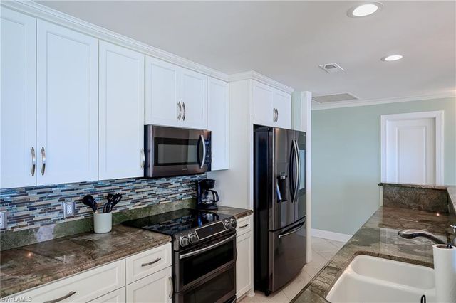 4001 Gulf Shore BLVD N PH8, Naples, FL 34103