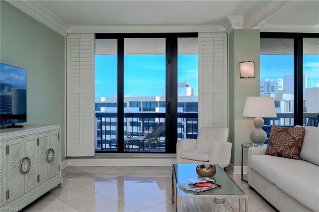 4001 Gulf Shore BLVD N PH8, Naples, FL 34103