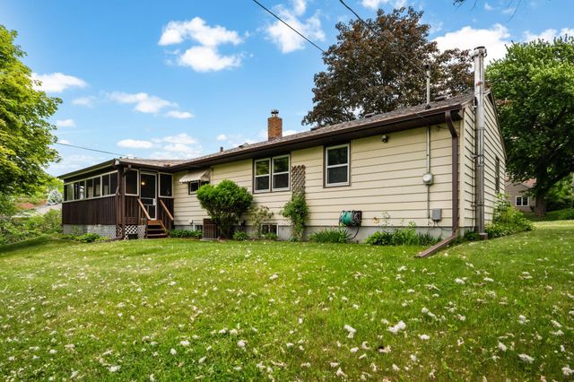 1789 Kennard Street, Maplewood, MN 55109