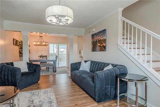 2055 Summer View Place SW, Marietta, GA 30060