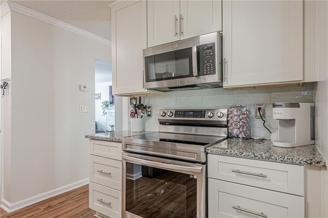 2055 Summer View Place SW, Marietta, GA 30060