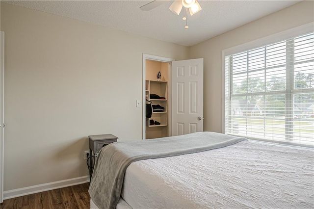 2055 Summer View Place SW, Marietta, GA 30060