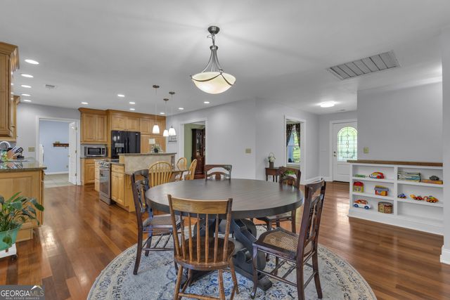 123 Swanson Road, Fayetteville, GA 30214