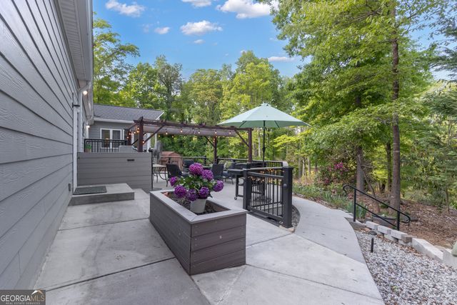 123 Swanson Road, Fayetteville, GA 30214