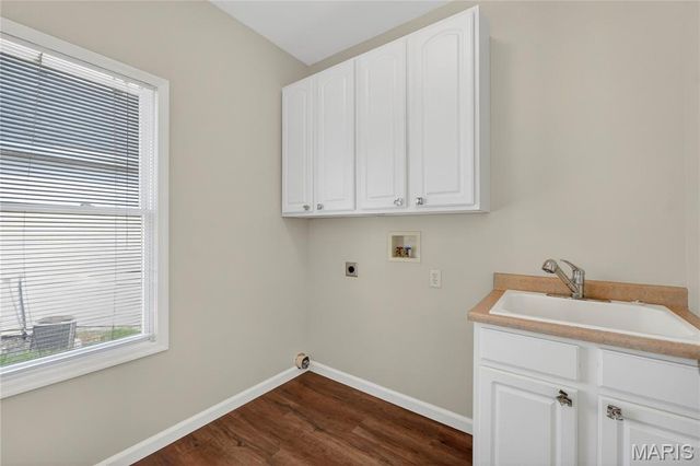 412 Marine Terrace, Lake St Louis, MO 63367