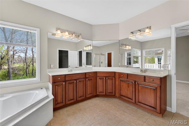 412 Marine Terrace, Lake St Louis, MO 63367