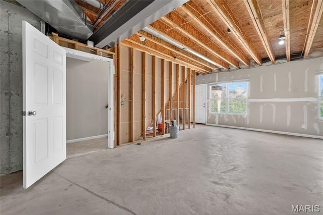 412 Marine Terrace, Lake St Louis, MO 63367