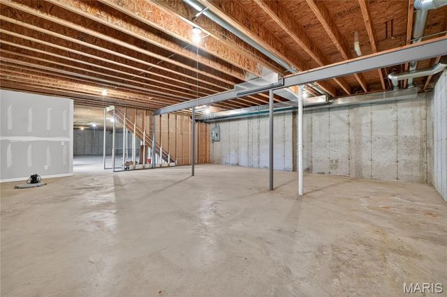 412 Marine Terrace, Lake St Louis, MO 63367