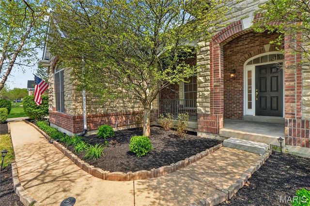 412 Marine Terrace, Lake St Louis, MO 63367