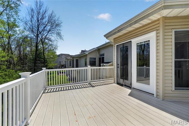 412 Marine Terrace, Lake St Louis, MO 63367