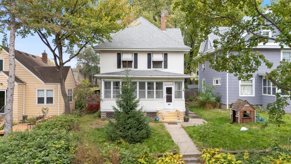 162 Bates Avenue, Saint Paul, MN 55106