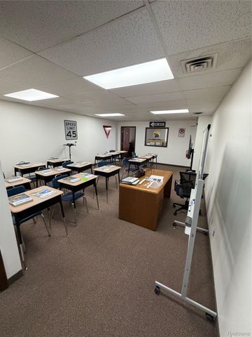 1771 Dix Highway 201, Allen Park, MI 48146