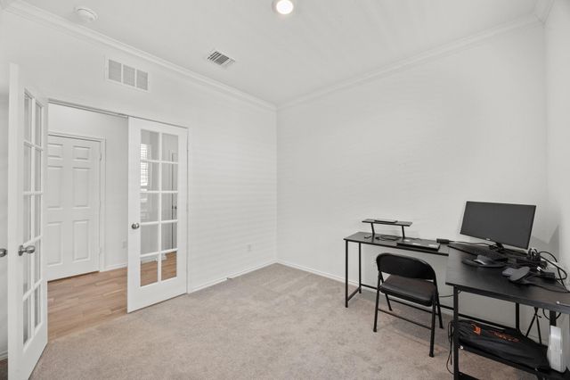 124-A Banyon DR, Liberty Hill, TX 78642