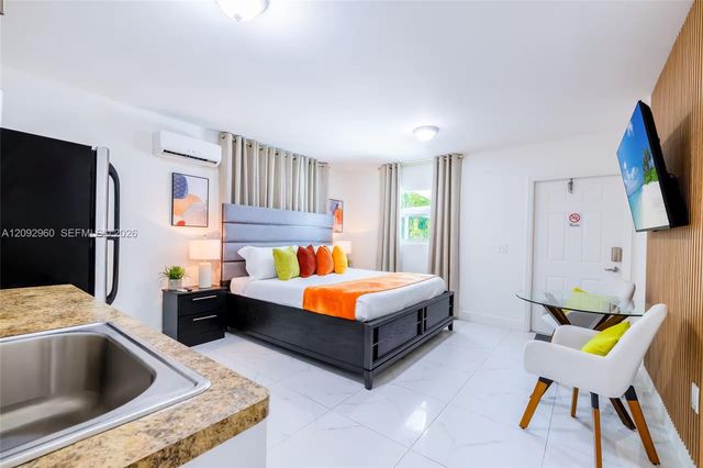 1762 NW 15th Street 4, Miami, FL 33125